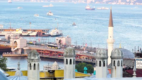 hermosa vista del bósforo en estambul 4k cámara lenta turquía, ciudad de estambul
