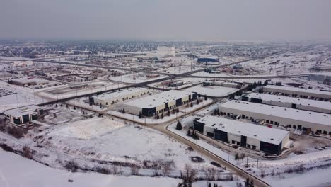 Vista-Aérea-Urbana-De-Invierno-En-Calgary,-Alberta.