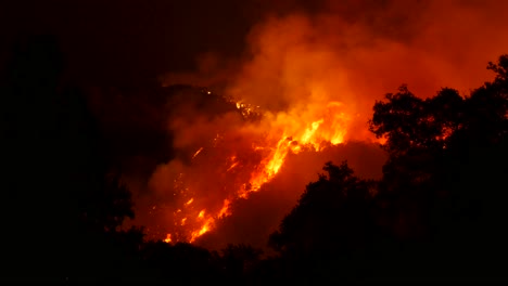 the thomas fire burns at night in the hills above ojai california 4