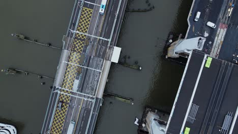 Trams-Crossing-At-Old-Gota-Alv-Bridge-Across-The-River-In-Gothenburg,-Sweden