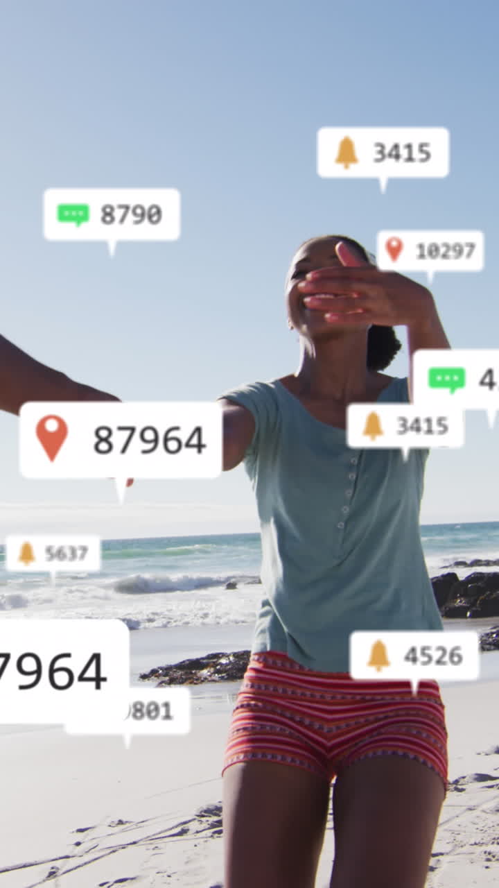 animación de iconos de los medios sobre una pareja afroamericana