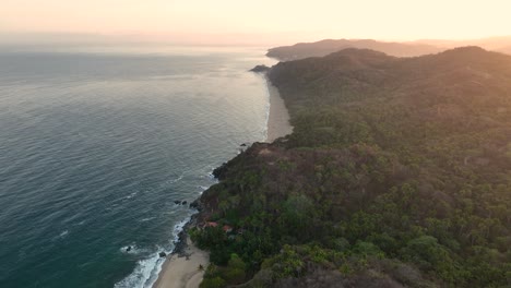 Sayulita,-Mexikos-Hauptstrand-Und-Stadt