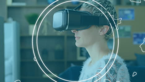 animación de la red de conexiones sobre la mujer que usa auriculares vr