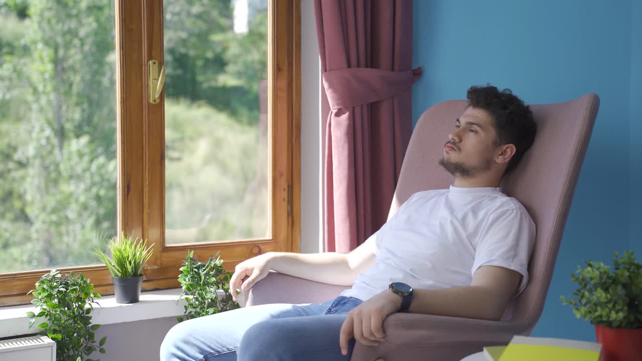 자기 동기부여를 하는 사람.