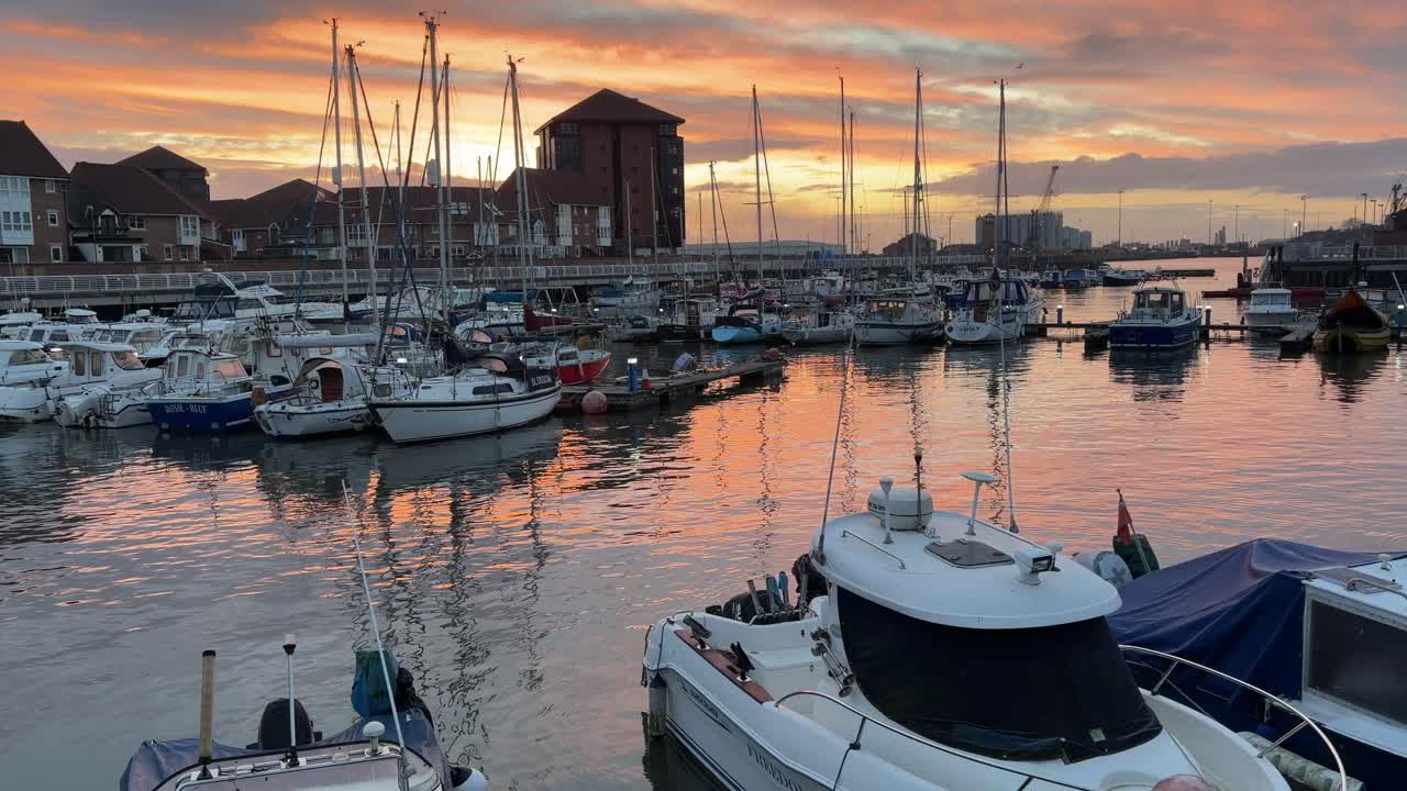 Frühmorgendlicher Roker-Yachthafen Sunderland Britischer Nordosten Meer England UK Küstenstadt