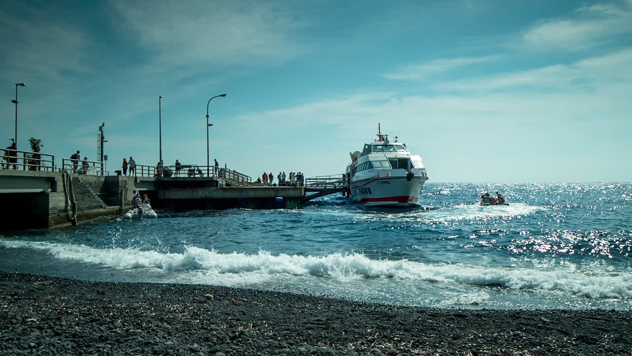 스트롬 볼리 보트 00