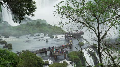 pasarelas turísticas lado brasileño de las cataratas del iguazú