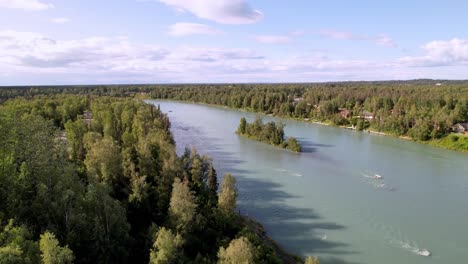 aerial-over-the-kenai-river,-salmon-fishing-at-soldotna-alaska