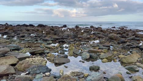 Una-Hermosa-Playa-En-Dana-Point,-California