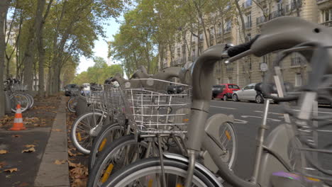 rental bikes in paris street france