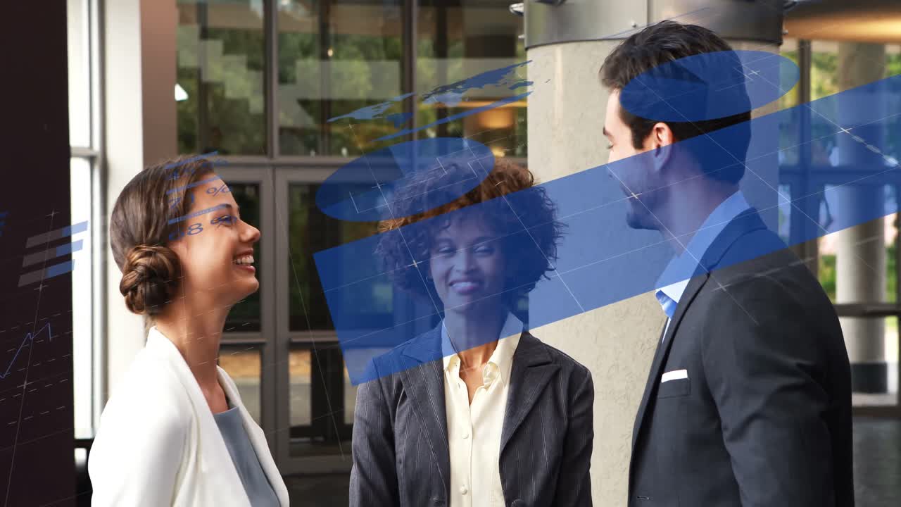 animación del procesamiento de datos sobre diversas personas de negocios en la oficina