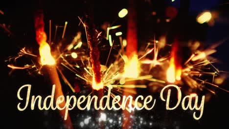 Die-Worte-Unabhängigkeitstag-Mit-Brennenden-Wunderkerzen
