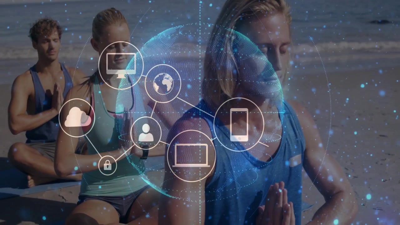 Gruppo di Persone che Praticano Yoga sulla Spiaggia con Sovrapposizione di Rete Digitale