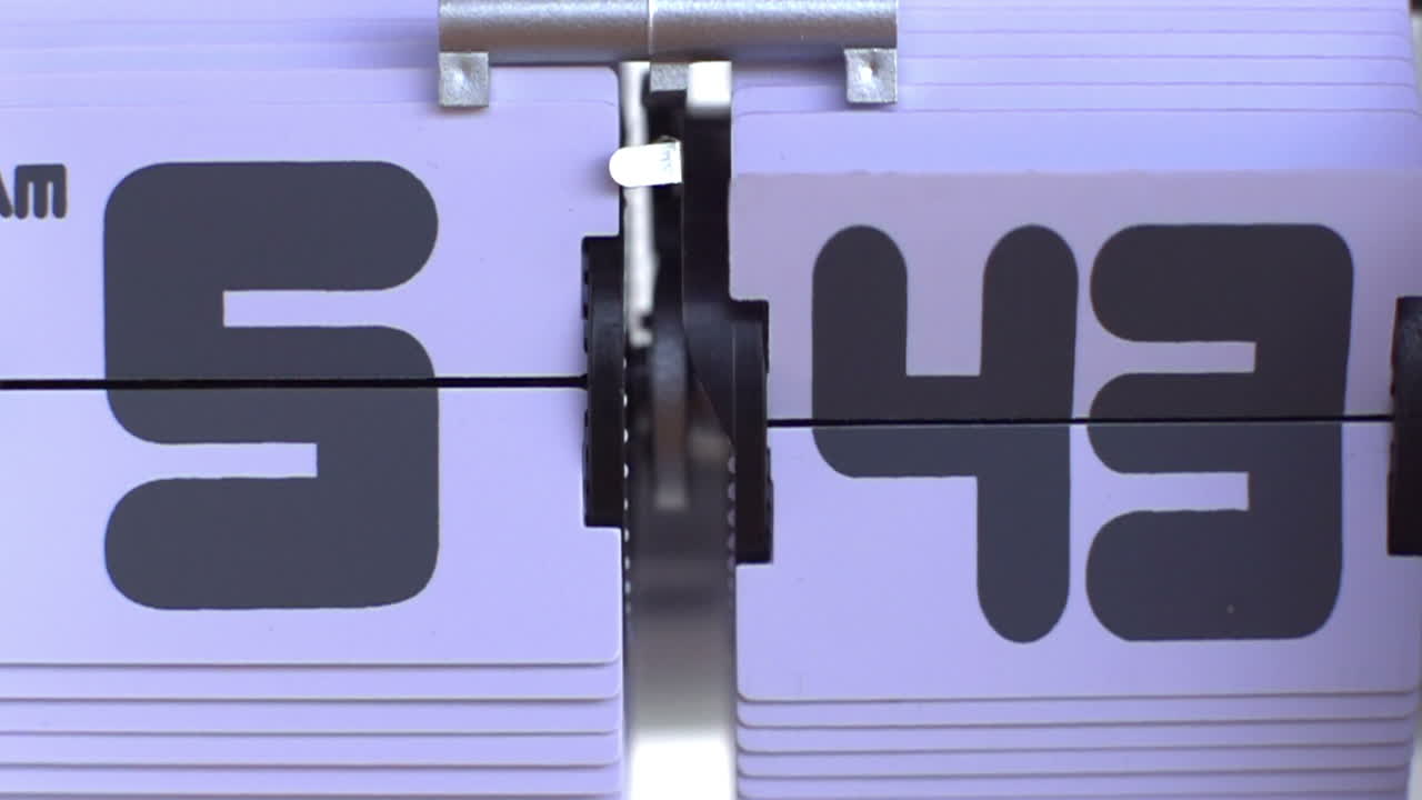 reloj en cámara lenta 04