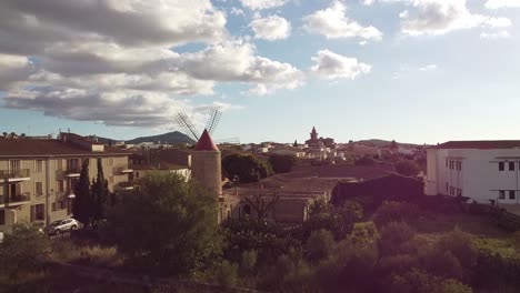 vistas de la ciudad de algaida al atardecer