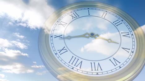 el reloj hace tic-tac contra el cielo azul.