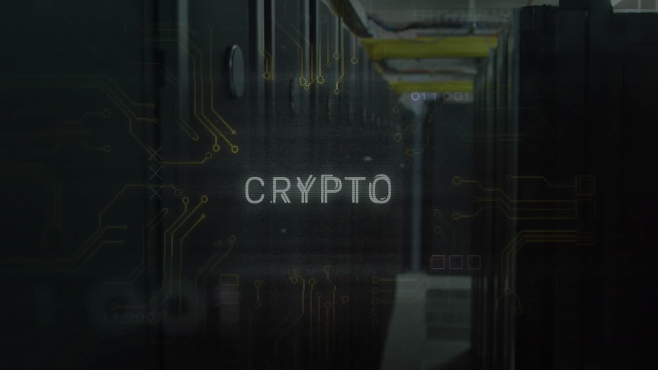 Animazione di testo 'cripto' su elaborazione dati e scheda madre e server di computer
