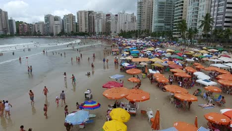 Playa-De-Asturias-En-Guaruja-Sao-Paulo-Brasil-10