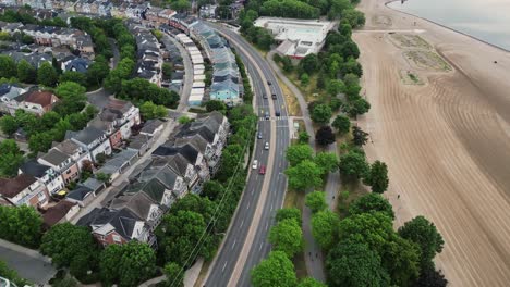 Casas-Adosadas-En-Un-Pueblo-En-Primera-Línea-De-Playa.-Aéreo