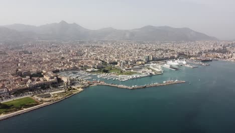 palermo sicilia italia por el avión no tripulado