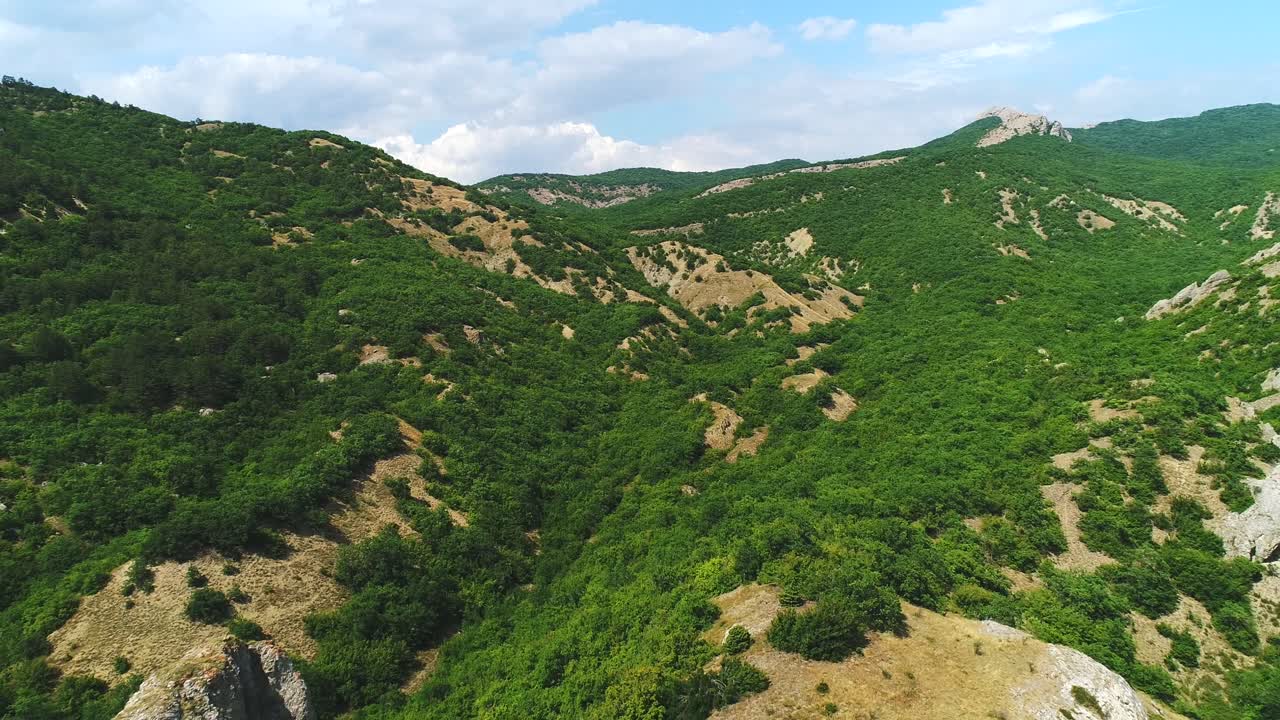 paisaje de valle de montaña