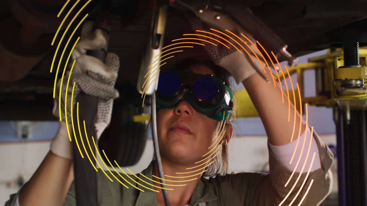 animación de patrón amarillo a naranja moviéndose sobre soldadora de dos razas