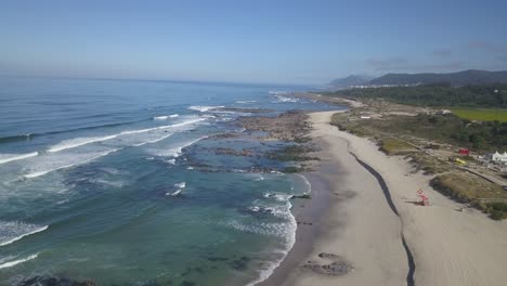 Puesta-De-Sol-En-El-Océano-Olas-Lavar-Arena-Playa