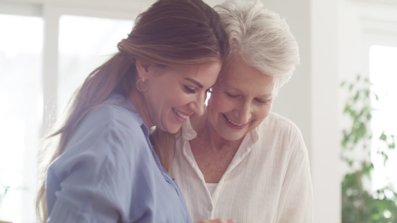 우리가 공유할 때, 우리는 배려합니다.