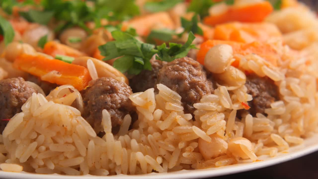 Pilaf with Meatballs, Carrots and Parsley