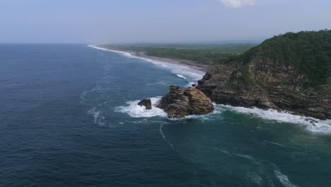 Aerial-Wide-Shot-Of-La-Ventanilla,-Oaxaca