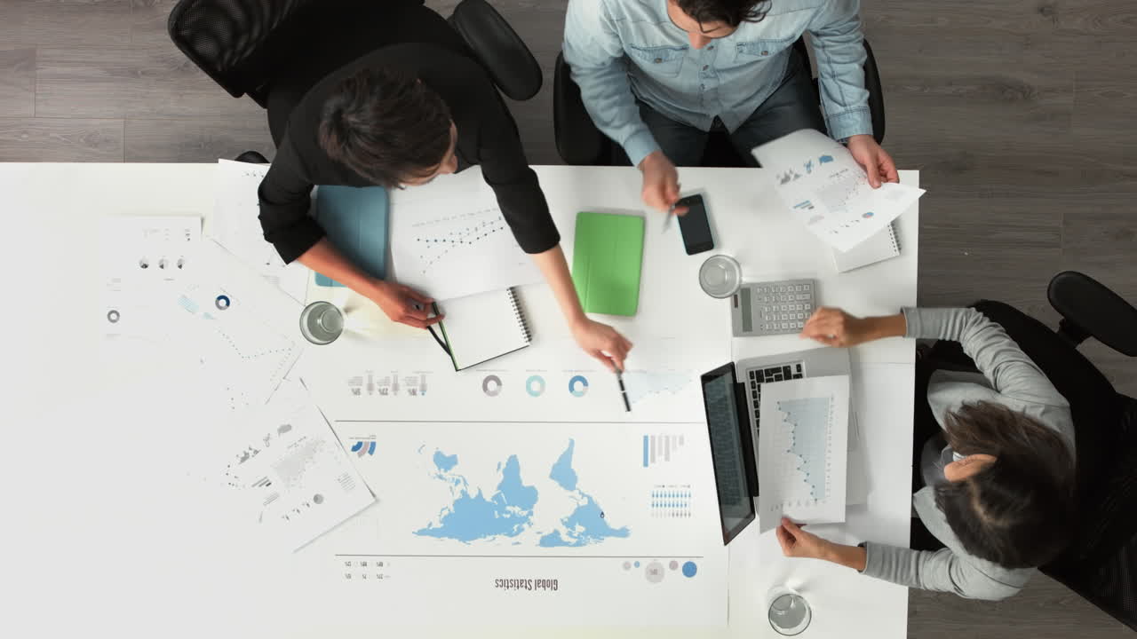 이익 창출자들은 그들의 게임의 꼭대기에 있습니다.