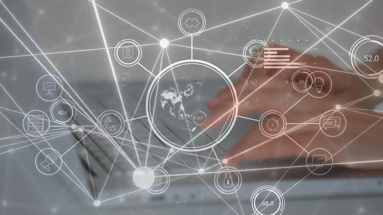 animación de la red de conexiones con el mundo sobre la mujer de negocios caucásica con computadora portátil