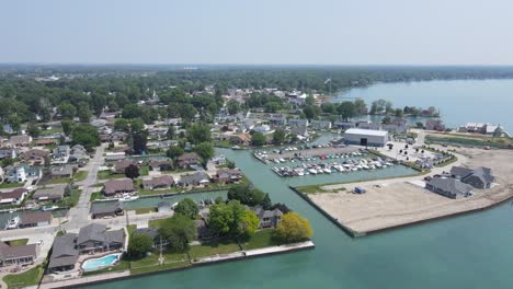 New-Baltimore-boating-area-with-private-homes,-aerial-view