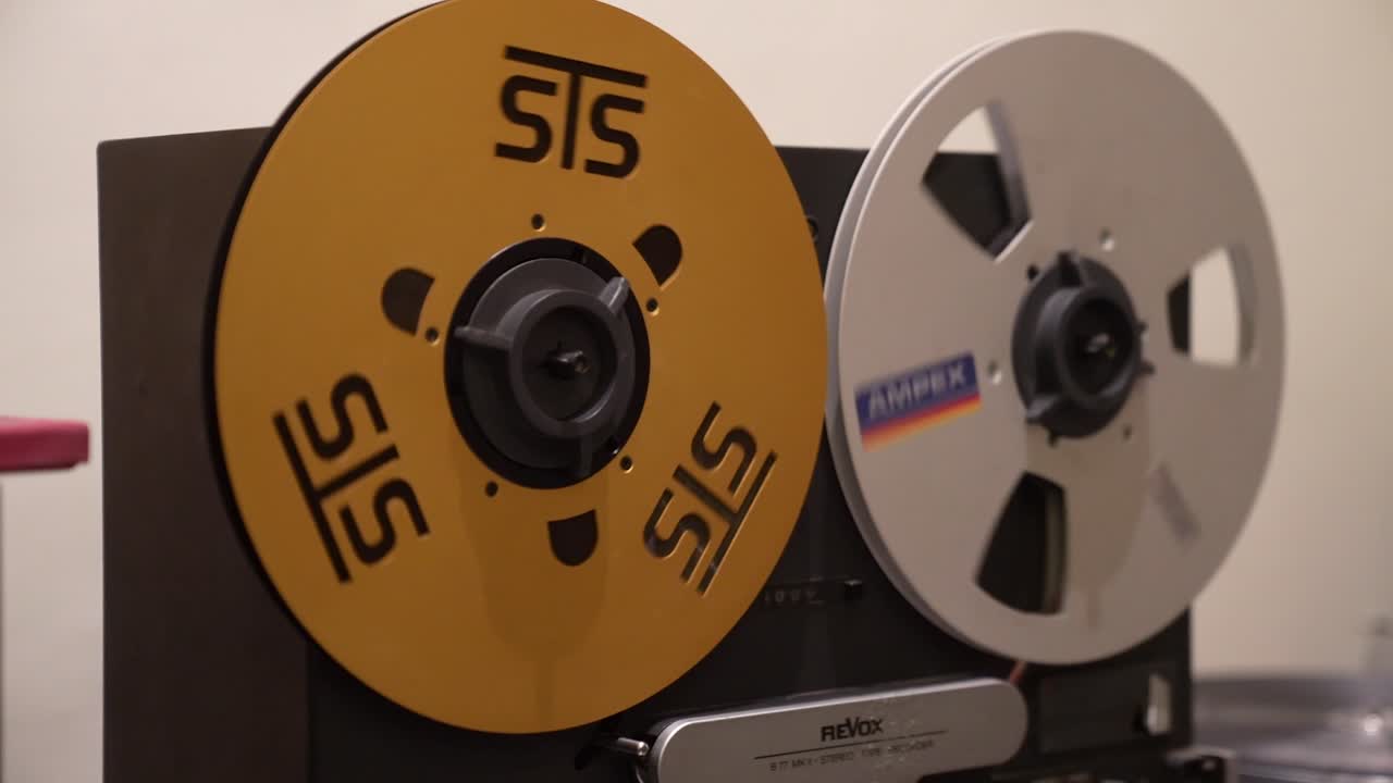 리 ⁇ 스 빈티지 테이프 레코더 아름다운 촬영