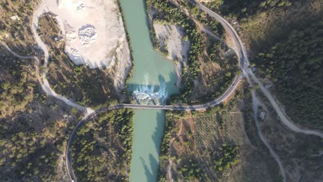 Bridge-Crossing-the-Intra-Valley-River