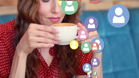 Animación-De-Iconos-Y-Números-De-Redes-Sociales-Sobre-Una-Mujer-Tomando-Café.