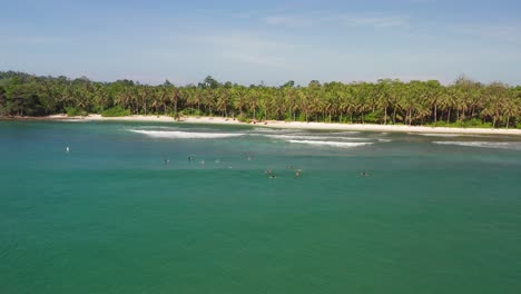 Surfsession-Mentawai-Indonesien-Asien