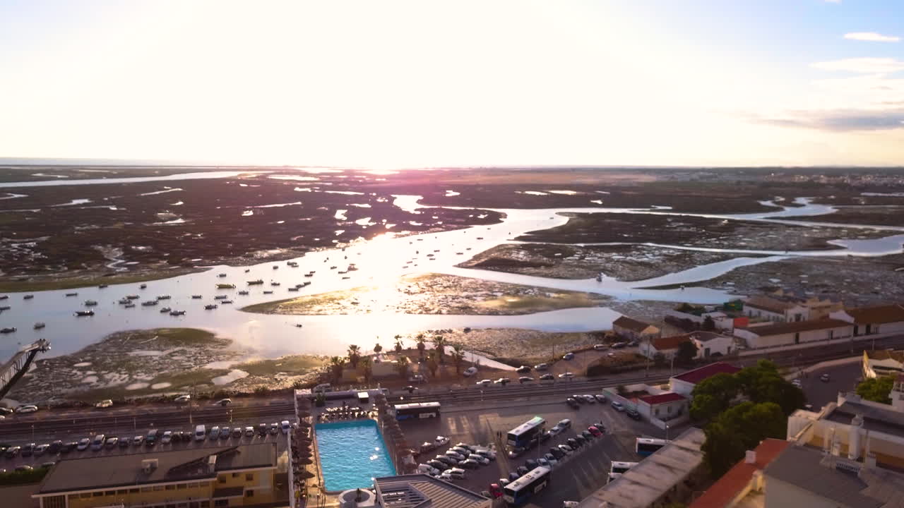 vista aérea del puerto de faro en portugal en el algarve