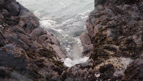 Irische-See-Am-Strand-An-Der-Irischen-Nordküste,-County-Antrim-25