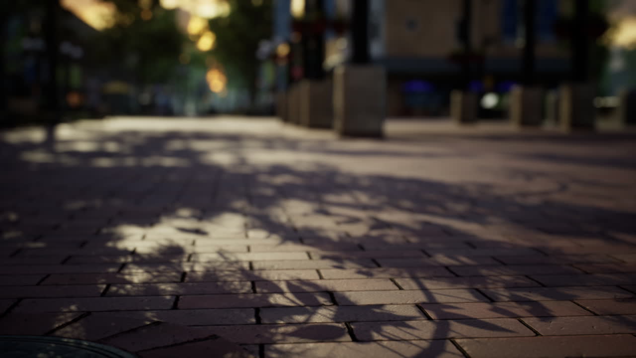 비어있는 거리가 있는 작은 마을