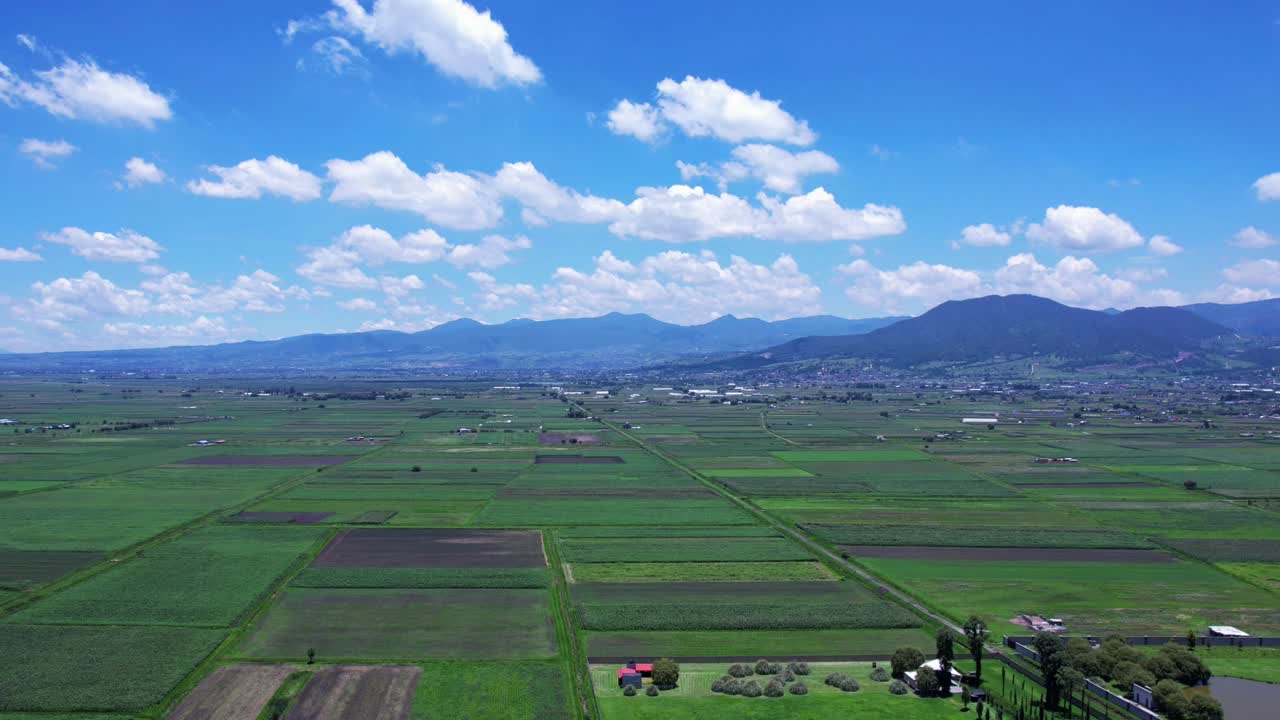 Hyperlapse in the morning in Lerma with cloud recording with drone