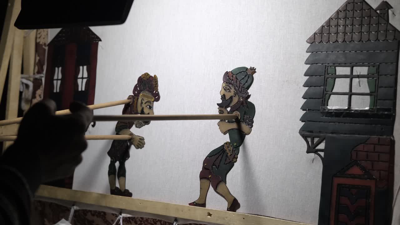 두 마리의 인형