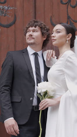 bride and groom portrait