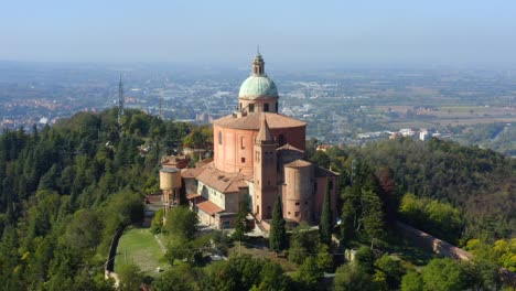 Santuario-De-La-Madonna-Di-San-Luca,-Bolonia,-Emilia-romagna,-Italia,-Octubre-De-2021