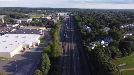 An-empty-stretch-of-railway-in-Braintree,-Massachusetts