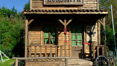 Vintage-concept-cowboy-houses