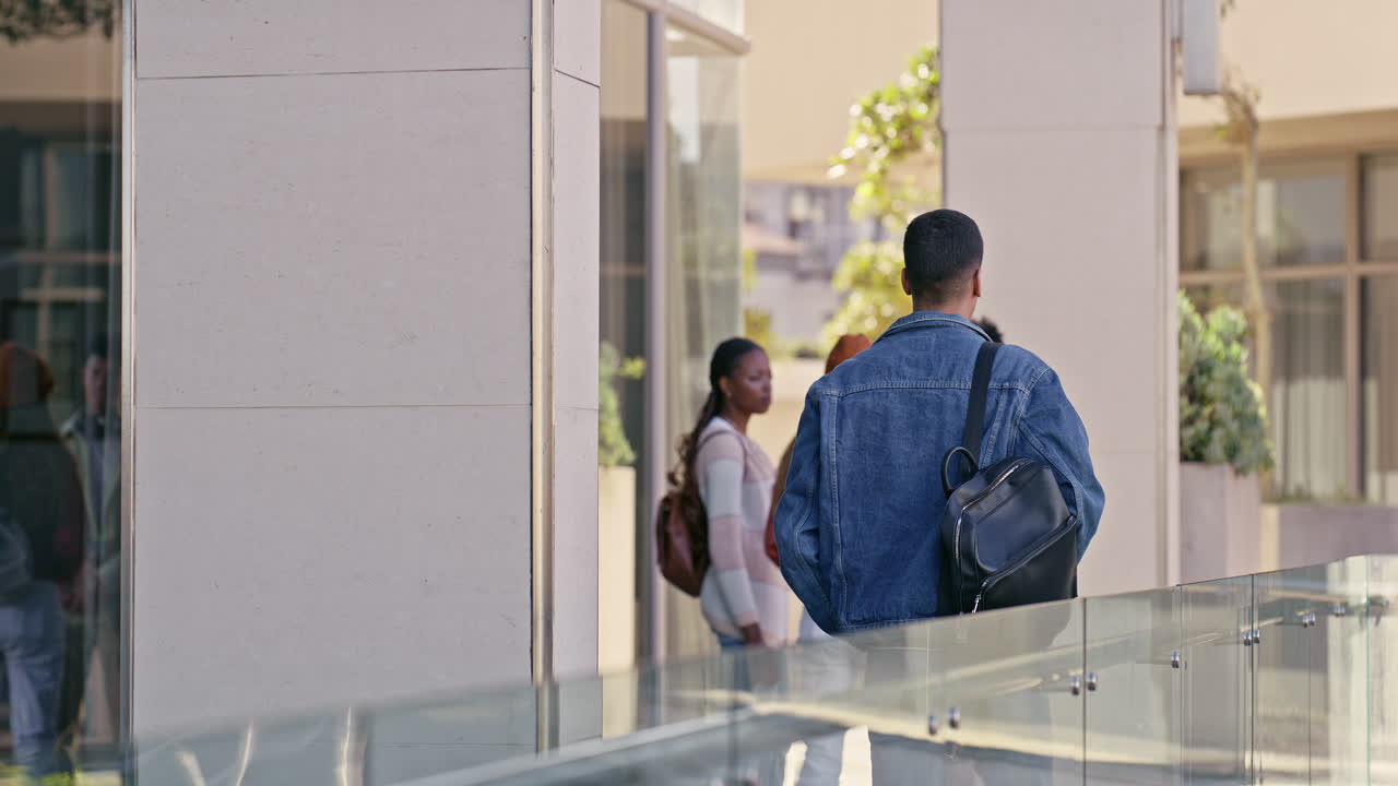 대학 캠퍼스의 학생들