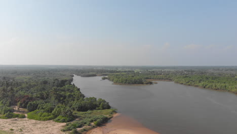 kahandora in sri lanka, lato della giungla dall'alto