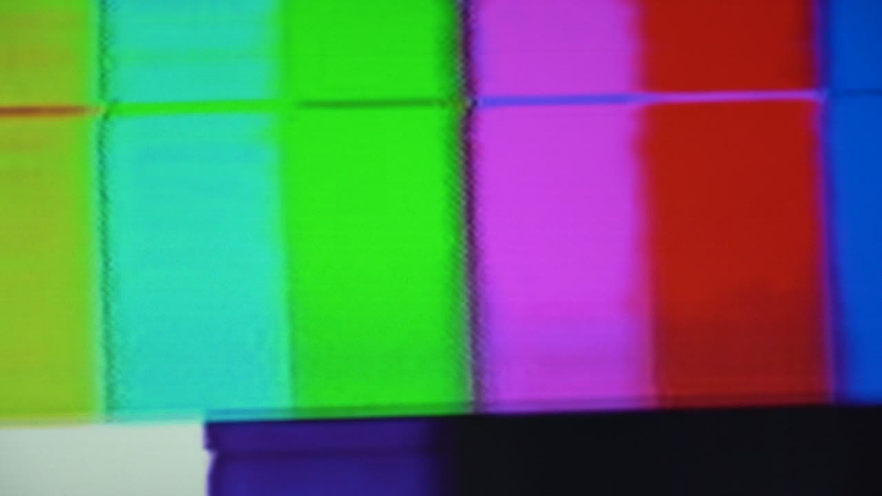 신호가 없는 tv 소음