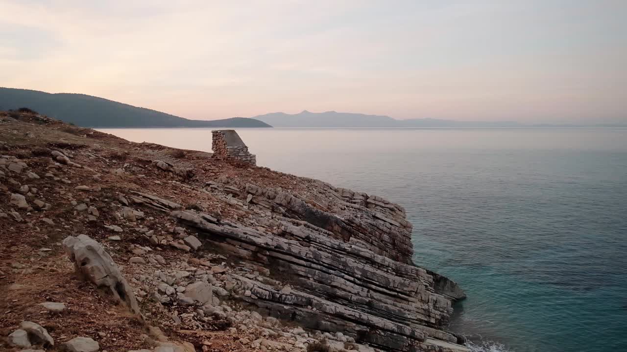 playa de lukova en la riviera albanesa